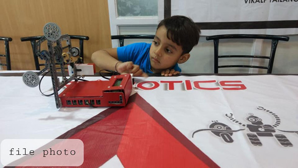  उदयपुर में रोबोटिक्स ट्रेनिंग फिर से शुरू