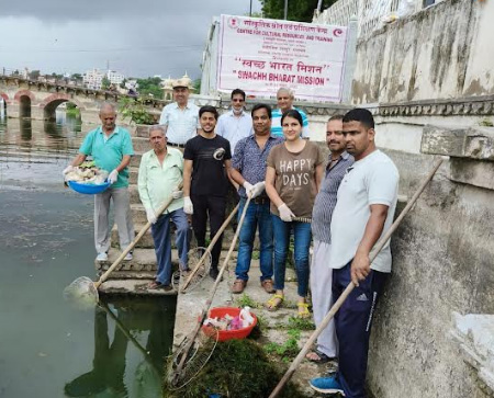  “स्वच्छ भारत अभियान”: अमर घाट पिछोला झील में सफाई श्रमदान