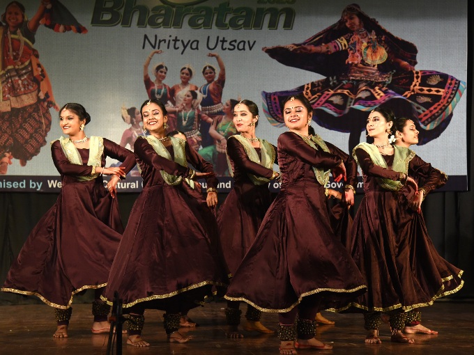  [Photos] ‘वंदे भारतम् नृत्य उत्सव’: छः दलों, तीन एकल प्रस्तुतियों ने नेशनल लेवल के लिये दी दस्तक