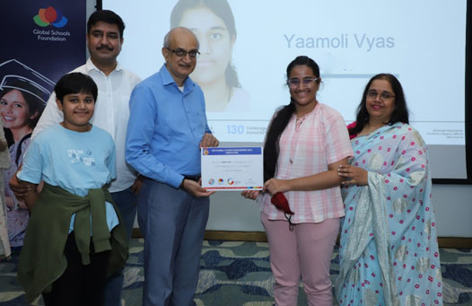  उदयपुर की यमोली को मिली सिंगापुर के इंटरनेशनल स्कूल की स्कालरशिप