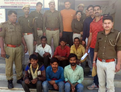  आम्र्स एक्ट और चोरी के प्रकरणों में फरार 5 अभियुक्त को गिरफ्तार