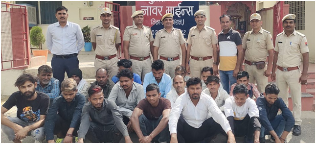  उदयपुर पुलिस बनी अपराधियों के लिए मुसीबत – 800 से ज्यादा बदमाश पकडे, 45 चोरी के वाहन जब्त