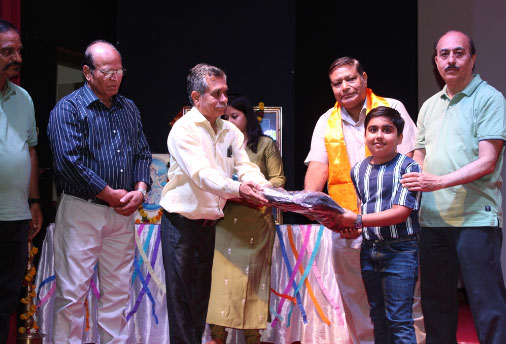  राजस्थानी अरोड़ा खत्री समाज द्वारा शिक्षा प्रोत्साहन एवं वरिष्ठ जन सम्मान समारोह