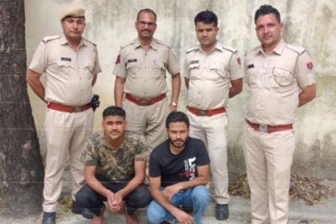  11 लाख रुपए फिरौती मांग जान से मारने की धमकी दी, 2 आरोपी गिरफ्तार