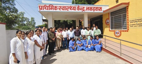  नेशनल टीम ने किया प्राथमिक स्वास्थ्य केंद्र, लकडवास का निरीक्षण