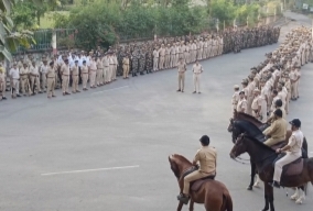  उदयपुर पुलिस व सीएपीएफ ने संयुक्त रूप से निकाला रूट मार्च