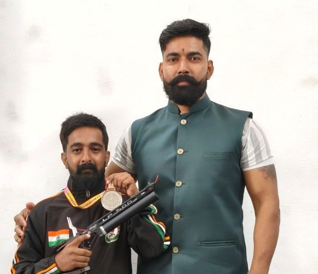 मेवाड़ के सुरेंद्र सिंह देवड़ा ने ऑल इंडिया पिस्टल शूटिंग में जीता व्यक्तिगत सिल्वर मेडल