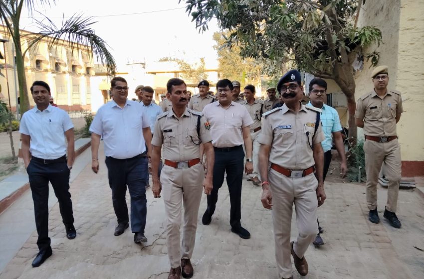 केंद्रीय कारागृह व महिला जेल का त्रैमासिक निरीक्षण