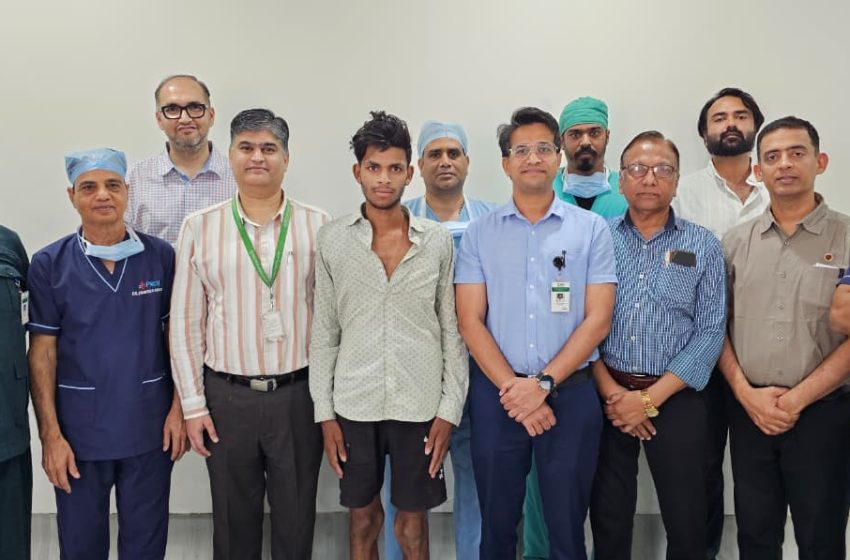 18 वर्षीय युवक की स्पाइनल कॉर्ड से दुर्लभ ट्यूमर निकालकर डॉक्टरों ने बचाई जिंदगी